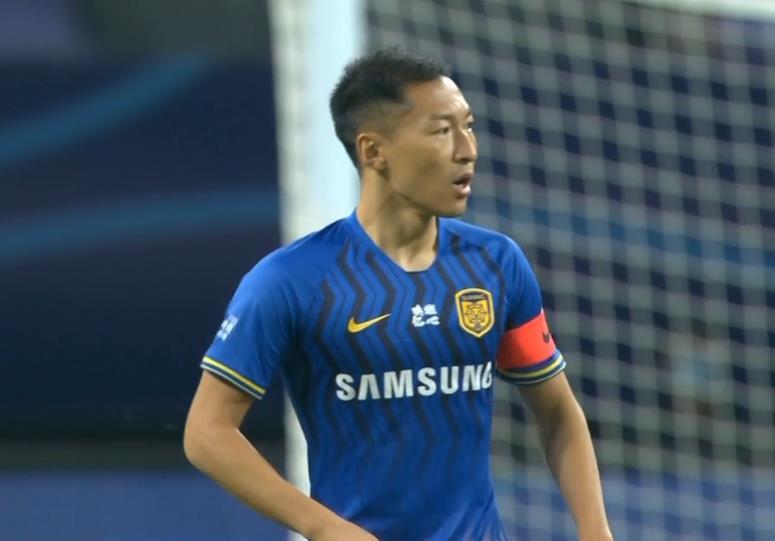 集结日纽卡斯尔调整名单以备中超；绝杀压哨环节打磨；态度坚定；细节决定成败的简单介绍