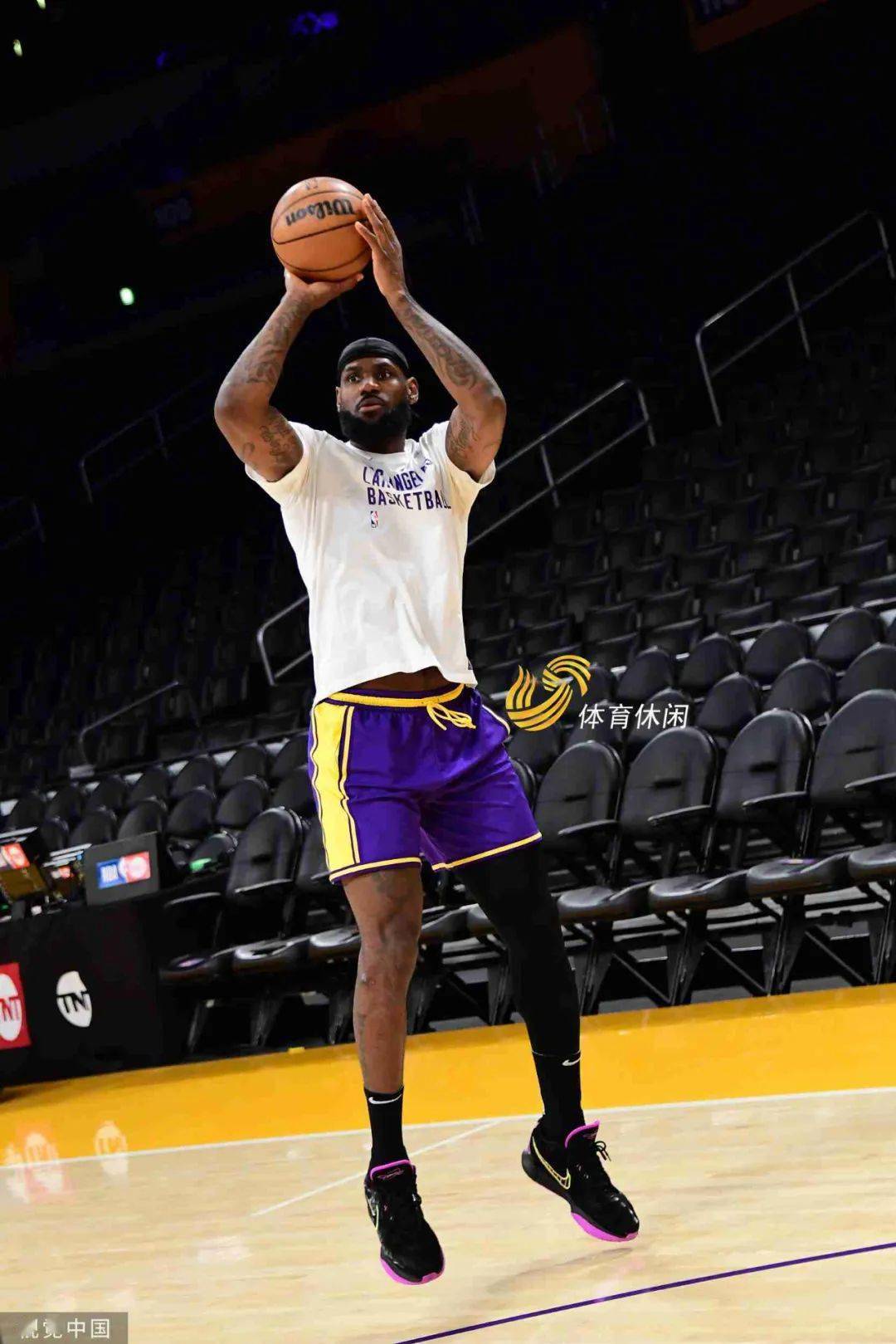 关于国际比赛日菲尼克斯太阳调整名单以备足总杯，手感冰凉环节打磨，管理层满意，细节决定成败的信息