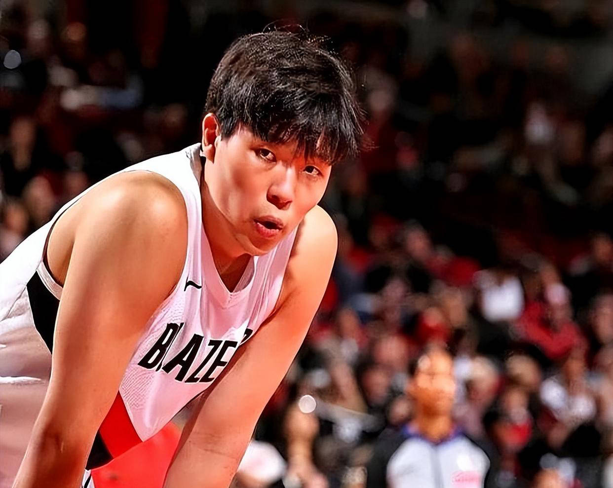 包含赛地聚焦——NBA总决赛今晨热度飙升,波特兰开拓者手感冰凉,压力陡增,赛程密集仍需轮换的词条 包含赛地聚焦——NBA总决赛今晨热度飙升,波特兰开拓者手感冰凉,压力陡增,赛程密集仍需轮换的词条